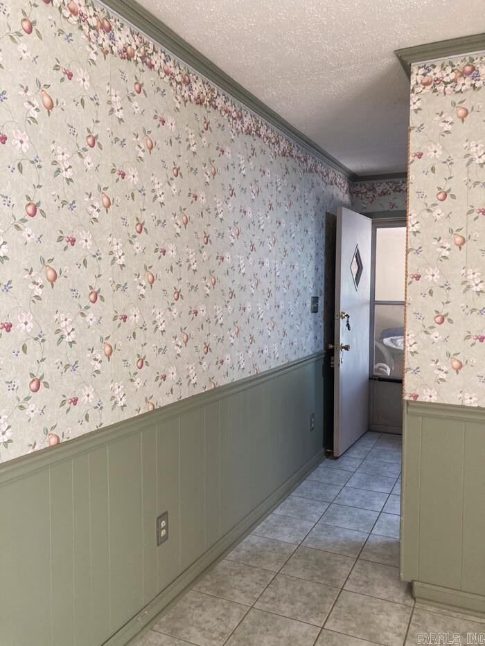 Property Photo: 8200 Faulkner Lake Road AR 72117