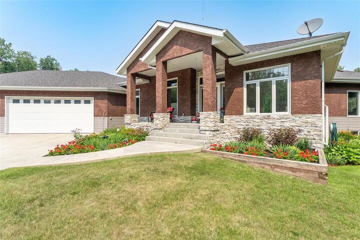 Property Photo: 38095 100N Road MB R0E 0B0