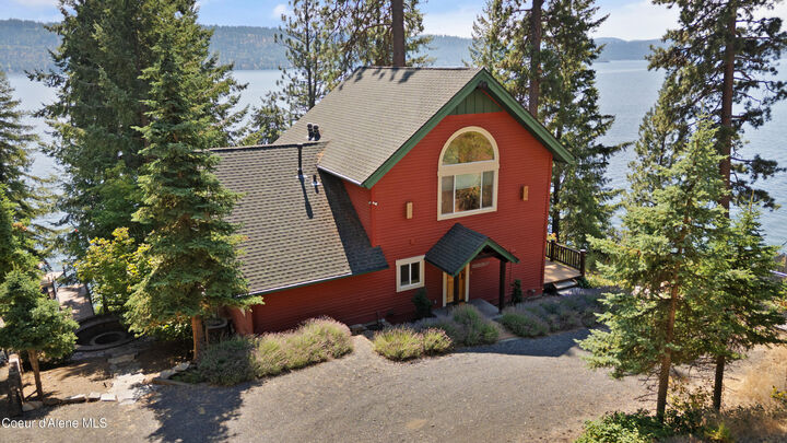 Property Photo: 6662 W Rockford Bay Rd ID 83814