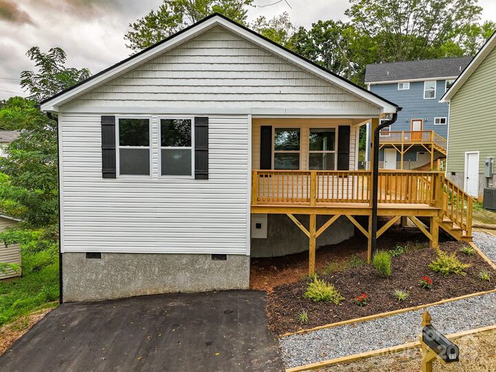 Property Photo: 11 Rhudy Road NC 28806