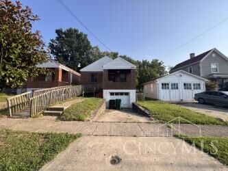 Property Photo:  1925 Truitt Avenue  OH 45212 