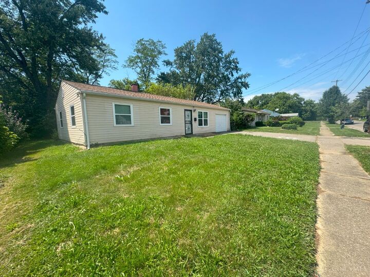 Property Photo: 9717 Loralinda OH 45251