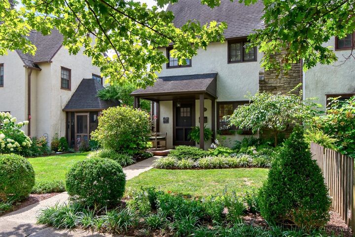 Property Photo:  6617 Chestnut Street  OH 45227 