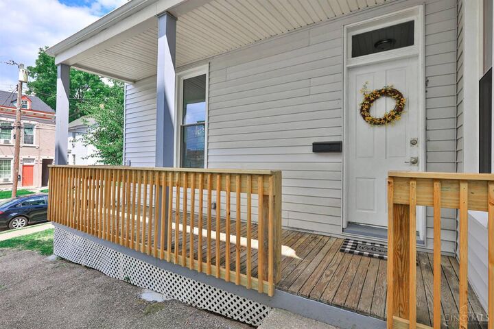 Property Photo: 1026 Considine Avenue OH 45205