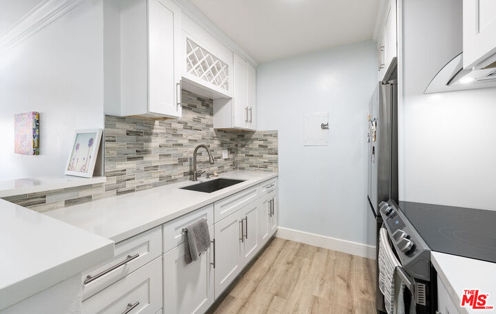 7740 Redlands St  Playa Del Rey CA 90293 photo