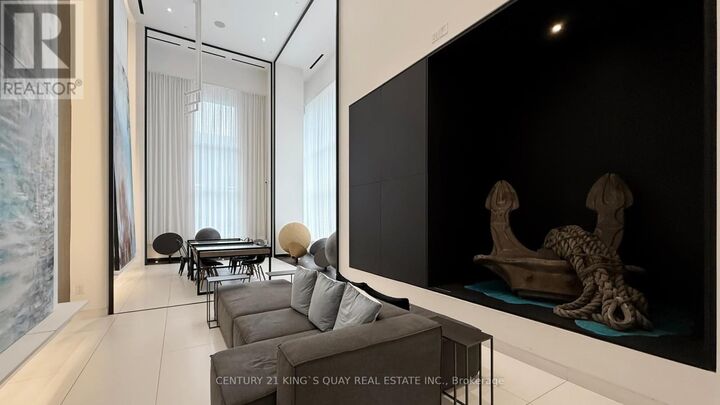Property Photo: 20 Richardson Street 1809 ON M5A 4J9