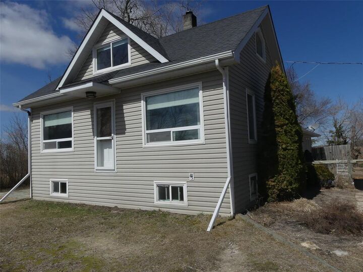Property Photo:  32081 Road 35N Road  MB R5G 2R2 