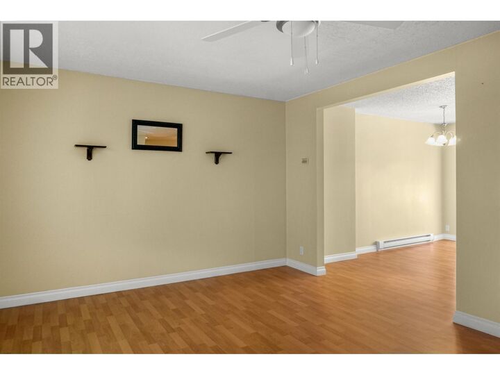 Property Photo:  89 Mallard Street  BC V8C 1N2 