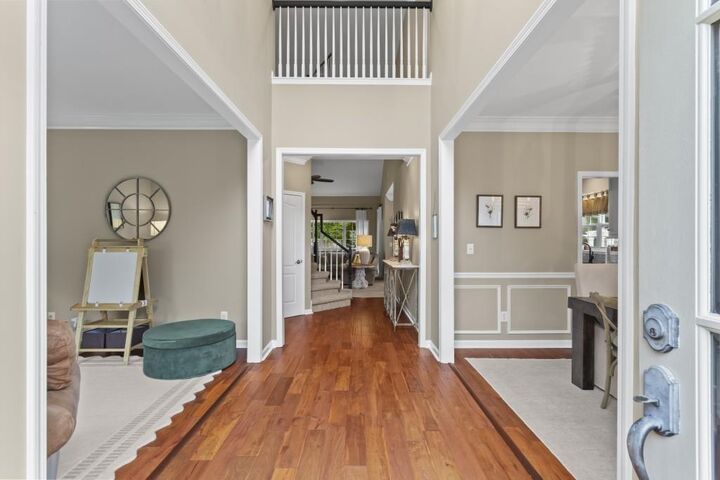 Property Photo: 1535 Elgaen Place Drive GA 30075