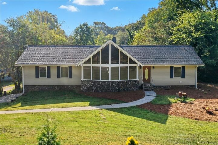 Property Photo: 6306 Putnam Ford Drive GA 30189