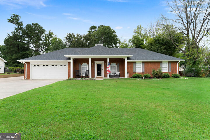 Property Photo:  28 Ashley Oaks Trail NW  GA 30165 