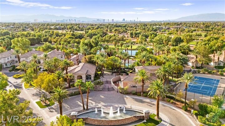 Property Photo: 409 Indigo Springs Street NV 89014