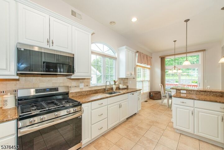 Property Photo:  103 Ondish Ct  NJ 07856 