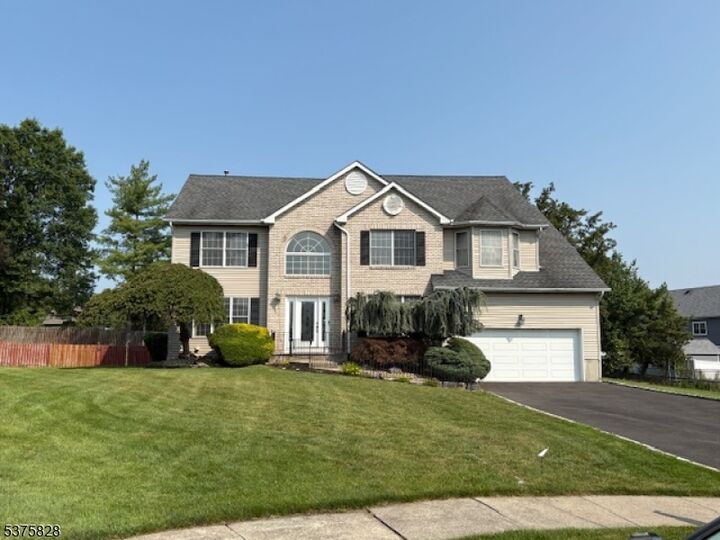 5 Raquel Ct  East Hanover Twp. NJ 07936 photo
