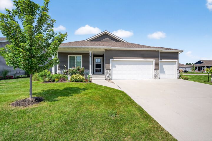 134 SE Willow Run Lane  Ankeny IA 50021 photo