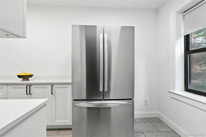 Property Photo:  68 E Hartsdale Avenue 1K  NY 10530 