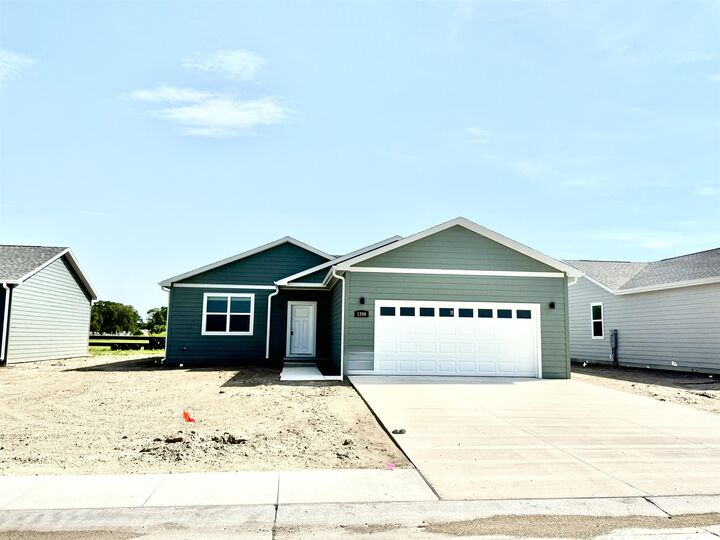1206 W 16th  North Platte NE 69101 photo