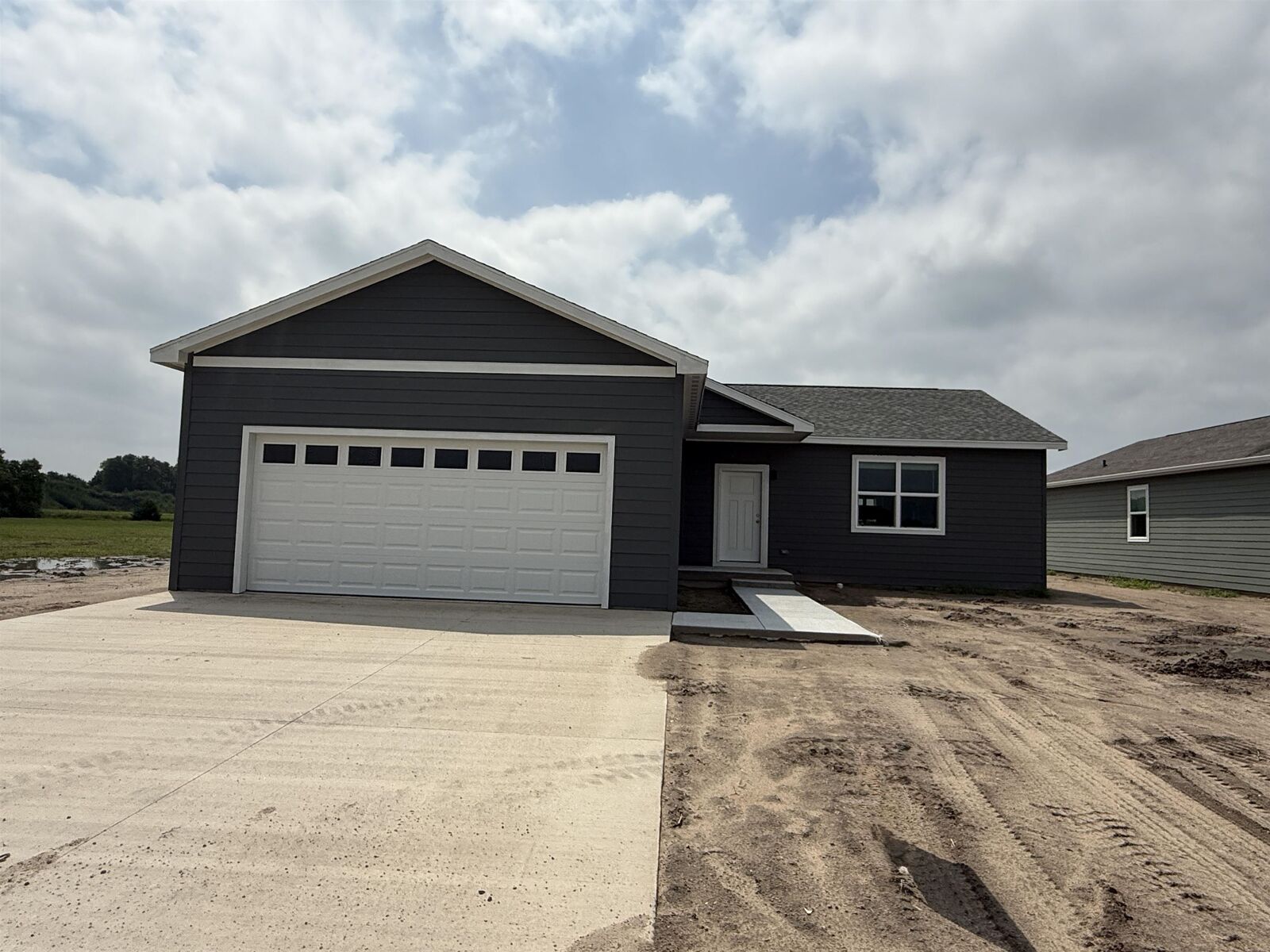 Property Photo:  1202 W 16th  NE 69101 