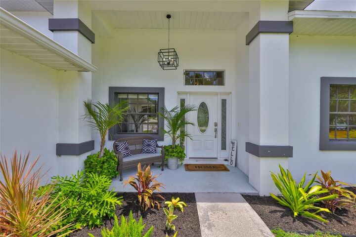 Property Photo:  712 Sportsman Park Drive  FL 33584 