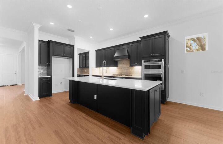 Property Photo: 11397 Osprey Preserve Place FL 33569