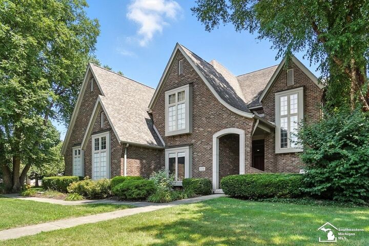 510 Ave De Lafayette Avenue  Monroe MI 48162 photo