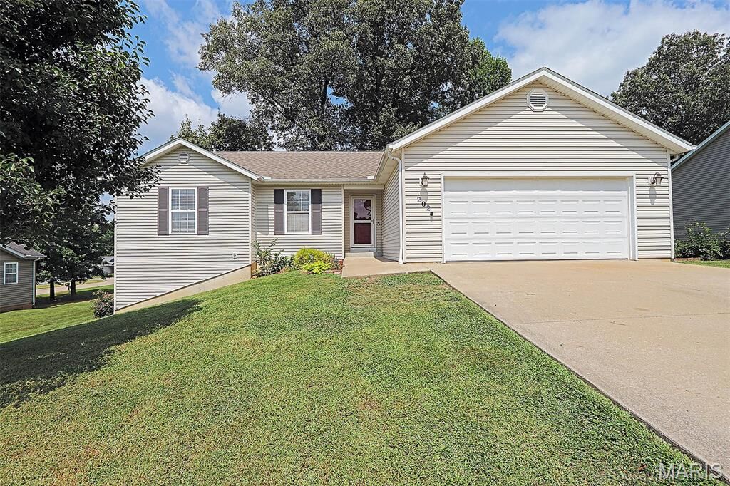 Property Photo:  202 Brookside Drive  MO 63701 