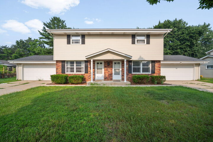 754 Imperial Ct  West Bend WI 53095 photo