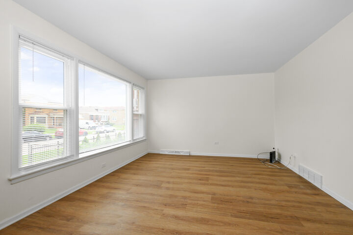 Property Photo: 8324 S Throop Street IL 60620