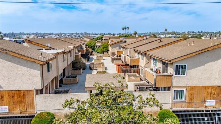 Property Photo:  1335 W 139th Street 135  CA 90247 