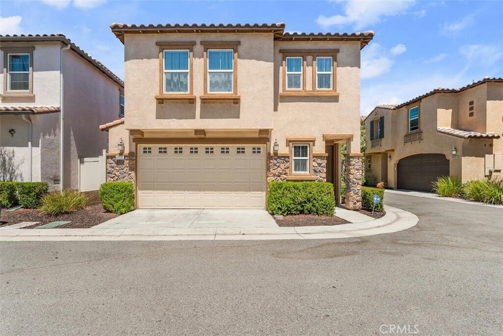 Property Photo: 40542 Calla Lilly Street CA 92563