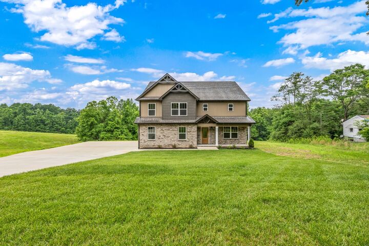 Property Photo:  965 Palmyra Rd  TN 37040 