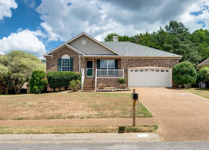 7948 Boone Trce  Nashville TN 37221 photo