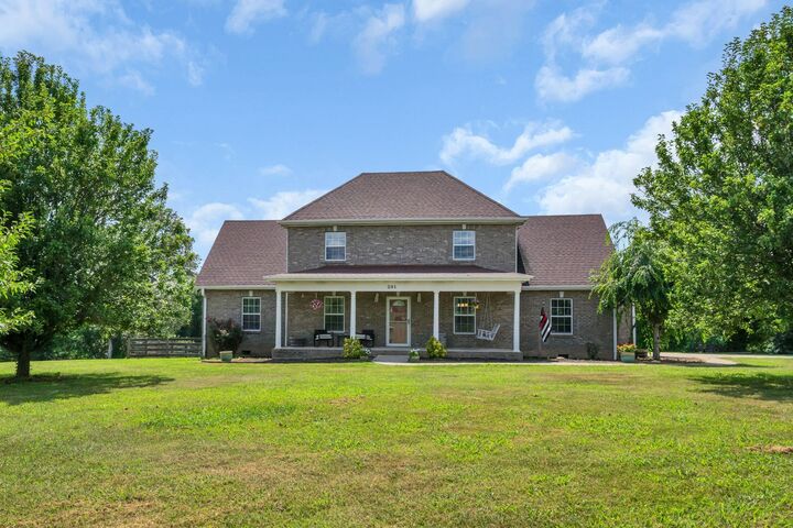 Property Photo:  201 Tamyra Ct  TN 37029 