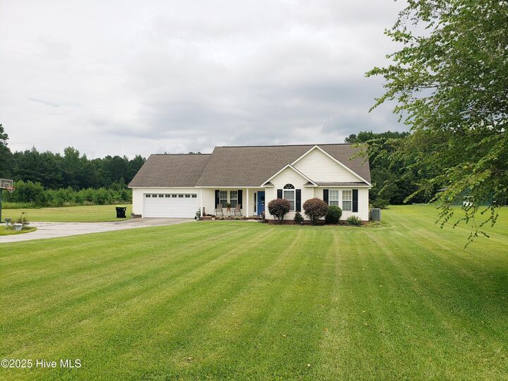 Property Photo:  11061 Peacock Road  NC 28431 