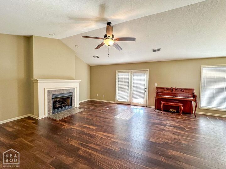 Property Photo:  104 Janis Drive  AR 72417