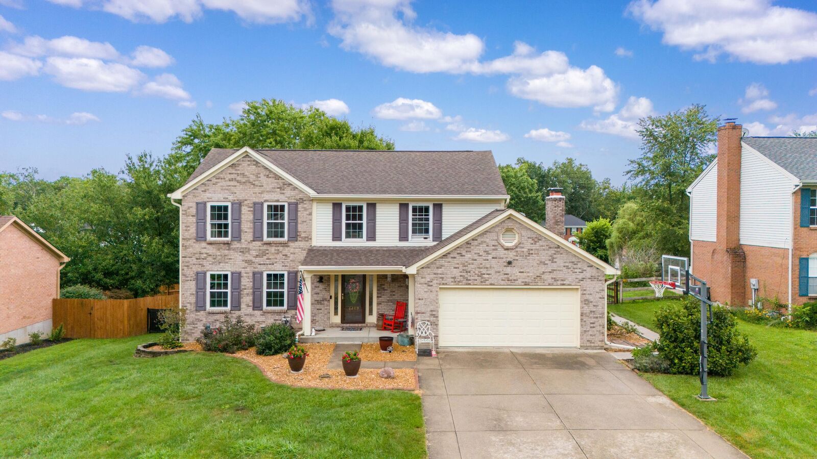 Property Photo: 6209 Kingsgate Drive KY 41005