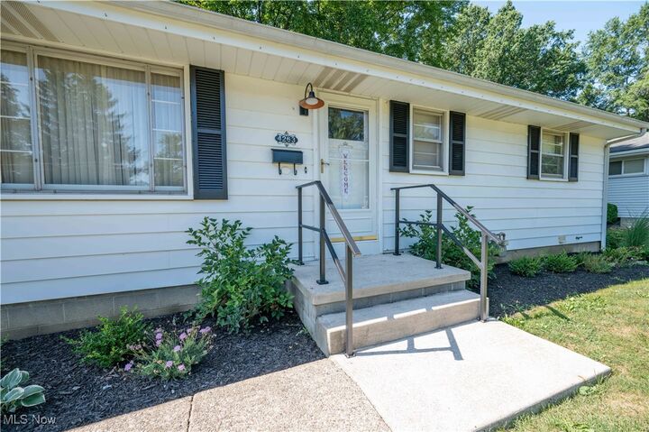 Property Photo: 4263 Patricia Avenue OH 44511