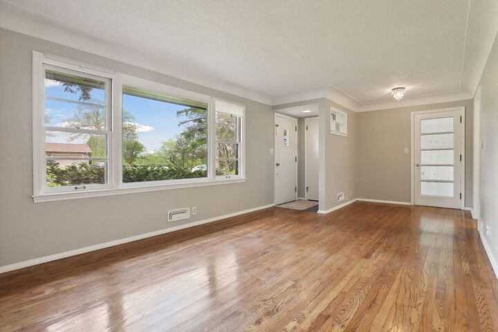 Property Photo:  4513 Laguna Drive  MN 55435 
