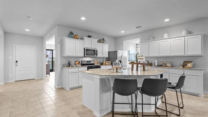 Property Photo: 9421 Mint Hill Drive TX 76108