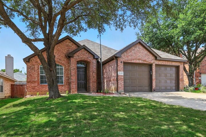 Property Photo: 8149 Keechi Creek Court TX 76137