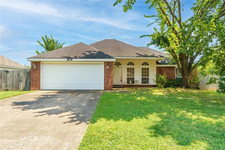 809 Crystal Street  Lowell AR 72745 photo