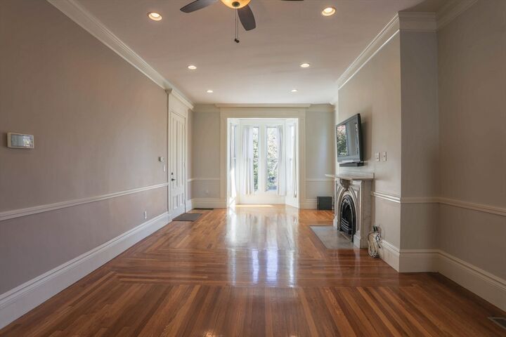Property Photo:  402 Meridian St Unit 2  MA 02128 