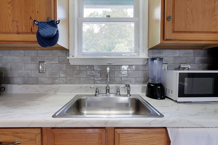 Property Photo:  35 Cedar St 4  MA 01440 