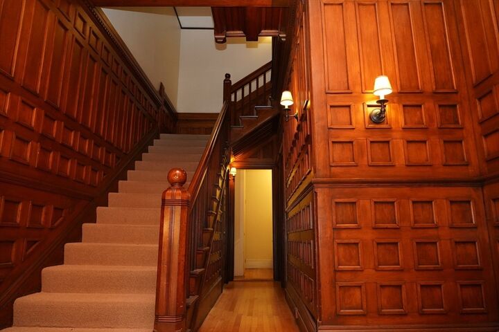 Property Photo:  346 Beacon St 1  MA 02116 