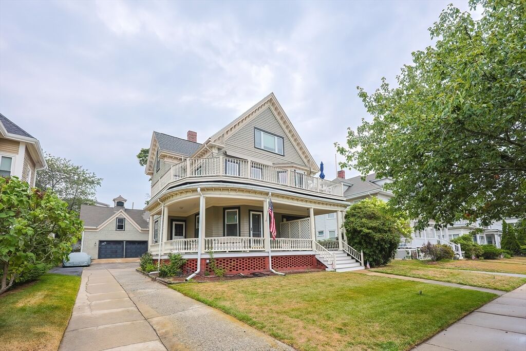 Property Photo:  103 Ocean St A  MA 01902 