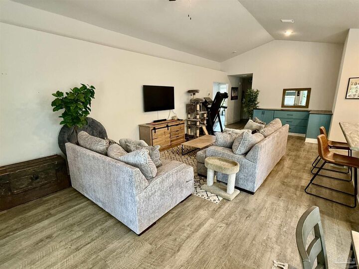 Property Photo: 152 Polo Terrace FL 32534