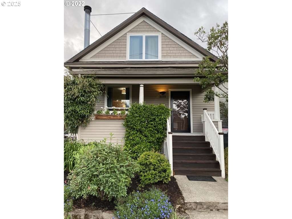 Property Photo: 3115 SE 20th Ave OR 97202