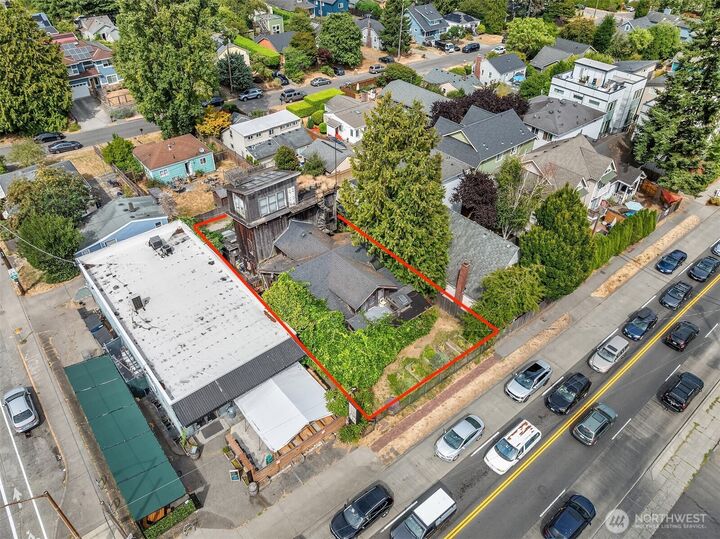 Property Photo: 652 NW 85th Street WA 98117
