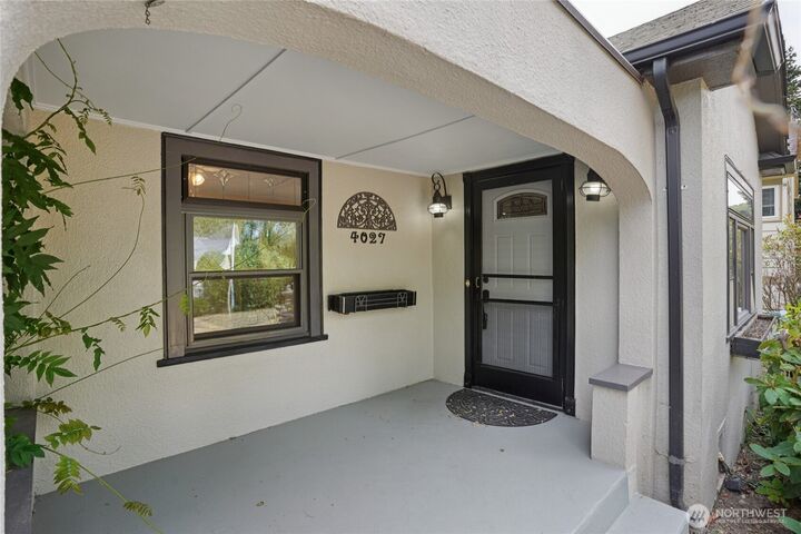 Property Photo: 4027 S 128th Street WA 98168