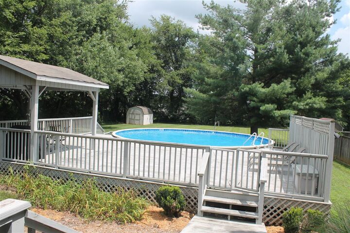 Property Photo: 43 Sumner Avenue KY 42122